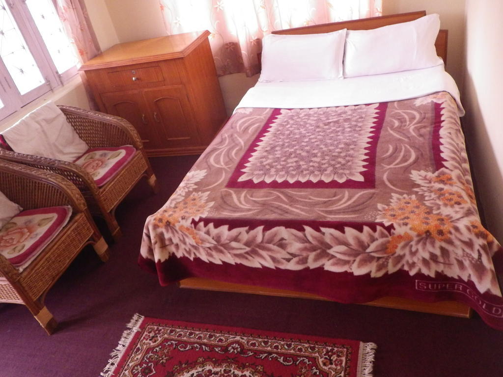 Green Tara Hotel Pokhara Phòng bức ảnh