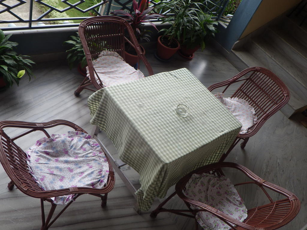 Green Tara Hotel Pokhara Phòng bức ảnh