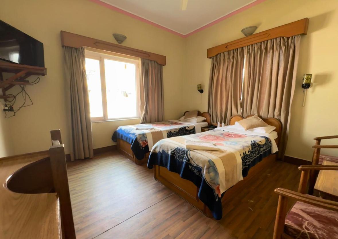 Green Tara Hotel Pokhara Ngoại thất bức ảnh