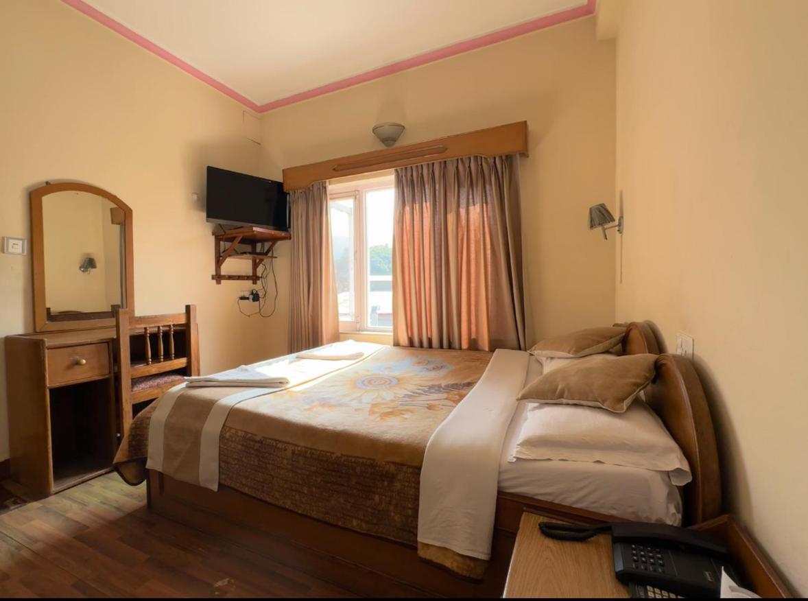 Green Tara Hotel Pokhara Ngoại thất bức ảnh