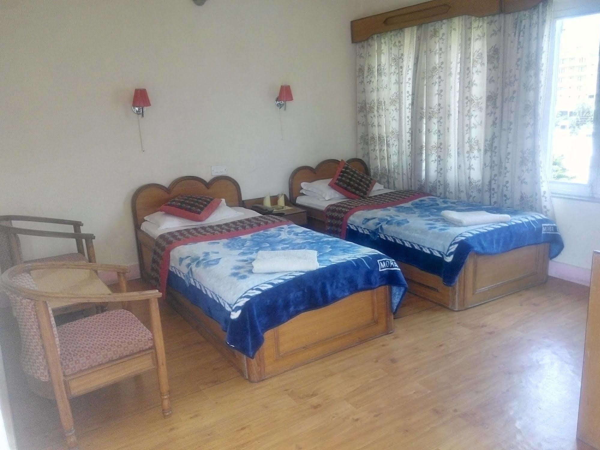 Green Tara Hotel Pokhara Ngoại thất bức ảnh